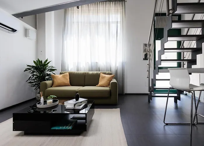 Urban House - Nice Loft Navigli Milan Restyled!